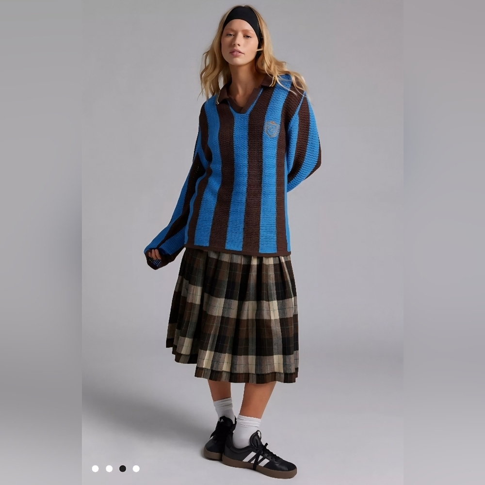 BDG V-Neck Sweater in Blue and Brown Stripes, Women's Med New Oversize - Picture 2 of 8